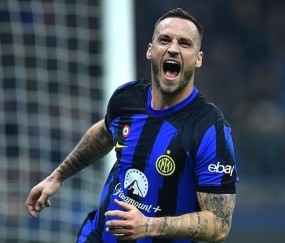 世俱杯买球网站-经纪人：2022年阿瑙曾与曼联达成协议，但博洛尼亚不想放人